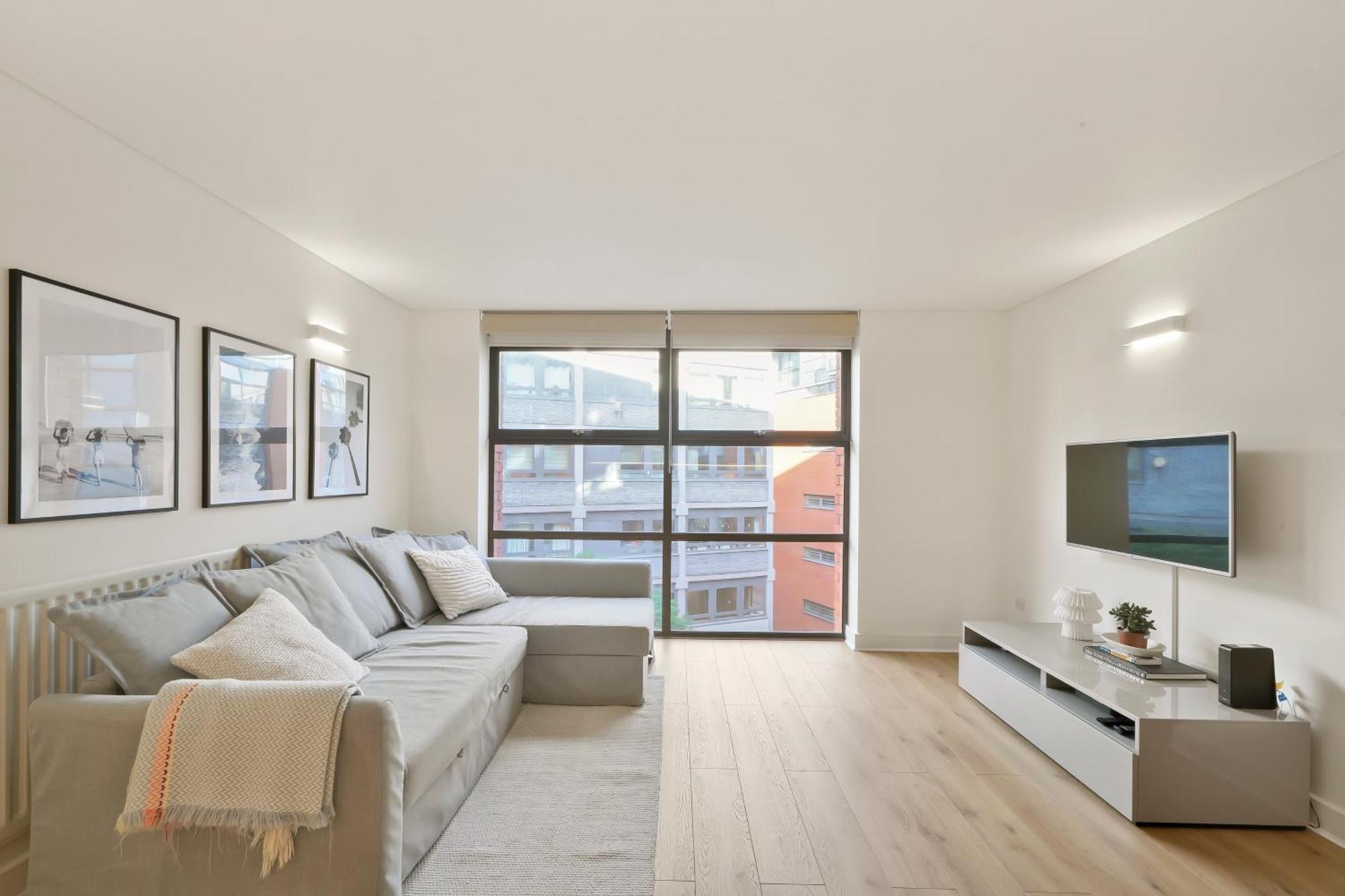 Flat 315, 33 Birtton Street * Londra